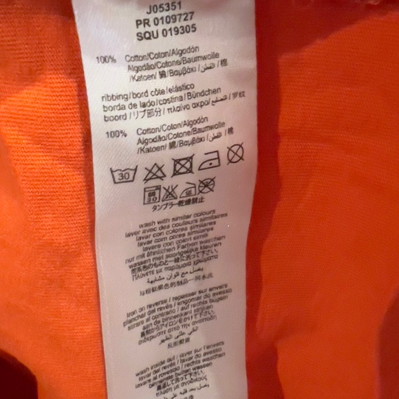 Boys Hugo Boss Set! 18-24months  Shorts and T-shirt - Picture 4 of 4